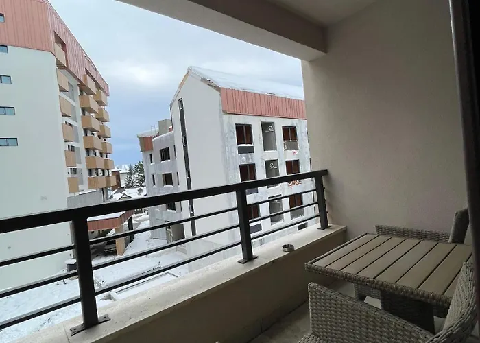 Aladdin アパート ズラティボール